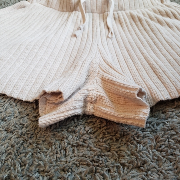 One Grey Day X REVOLVE Melbourne Knit Short - Sm - Picture 10 of 14